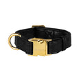 Afbeelding geladen in Galerij-viewer, Hondenhalsband Royal Black
De DOGA hondenhalsband Royal Black is een prachtige en exclusieve keuze voor jouw hond. Deze luxe en trendy halsband maakt deel uit van de Royal Limited Edition lijDogawafwafHondenhalsband Royal Black
